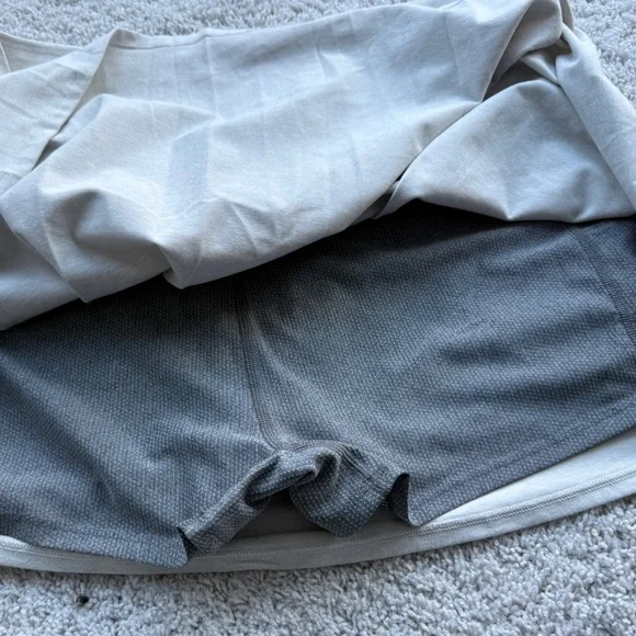 Vuori Women's Halo Performance Skirt Size XL - Picture 4 of 7